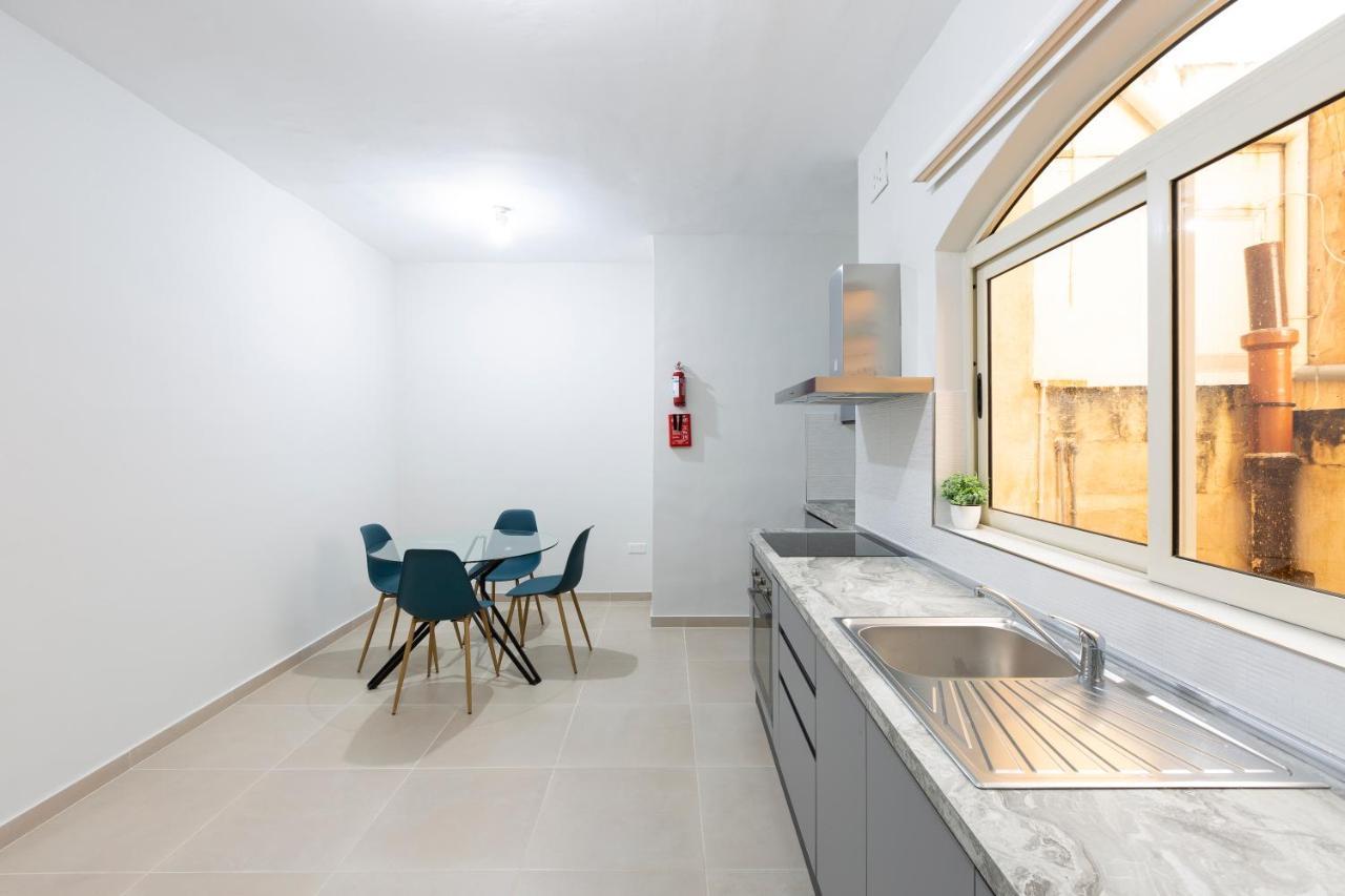 Sliema Central Apartment Just Minutes From The Beach By Jl Eksteriør billede