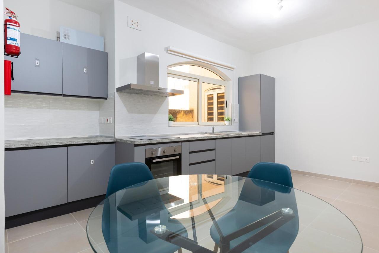 Sliema Central Apartment Just Minutes From The Beach By Jl Eksteriør billede